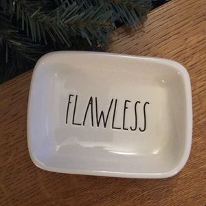 Rae Dunn FLAWLESS tray